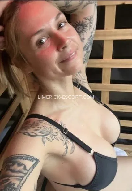 Limerick escorts Aniyah — 4