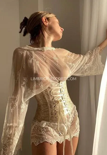 Limerick escorts Elisabeth — 4