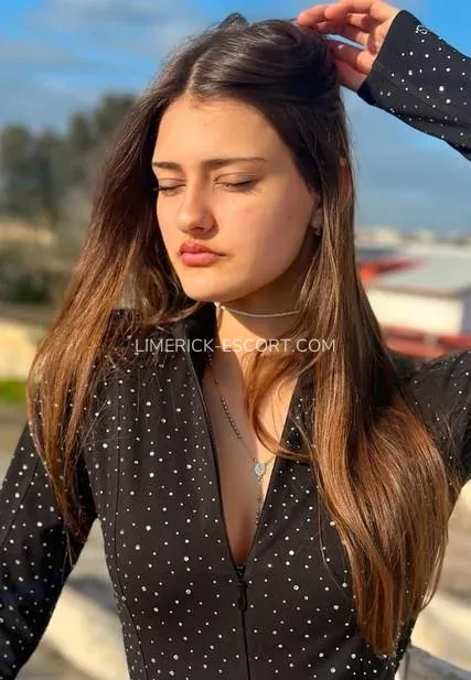 Limerick escorts Lily — 4