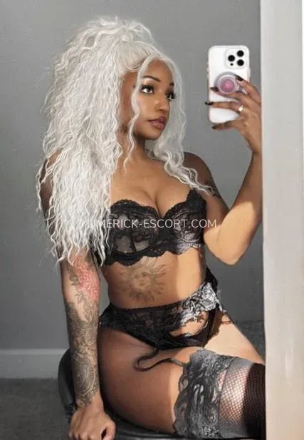 Limerick escorts Paris — 4