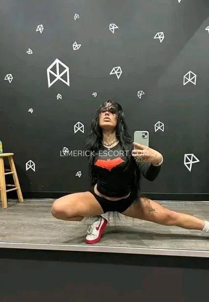 Limerick escorts Tecla — 1