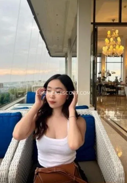 Limerick escorts Amelia — 4