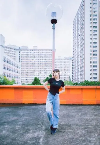 Limerick escorts Victoria — 1