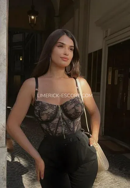 Limerick escorts Klara — 4