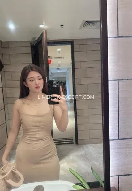 Limerick escorts Brooklyn — 8
