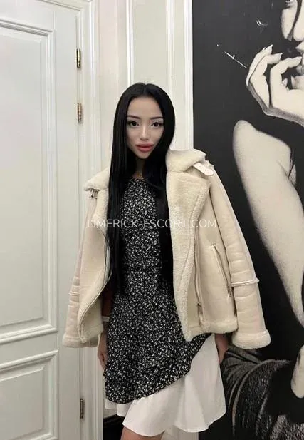 Limerick escorts Makenna — 8