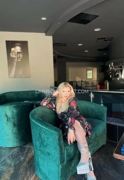 Limerick escorts Aniyah — 3