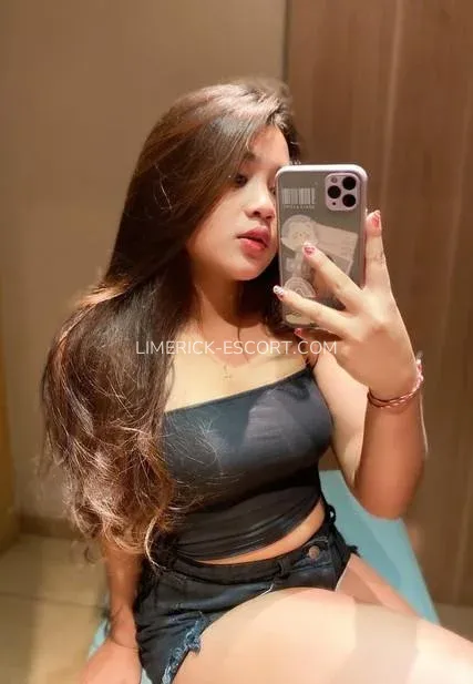 Limerick escorts Inga — 4