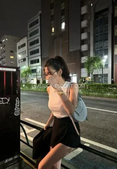 Limerick escorts Kiara — 4