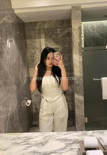 Limerick escorts Aliyah — 1