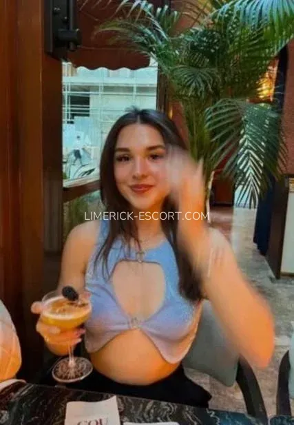 Limerick escorts Abril — 5