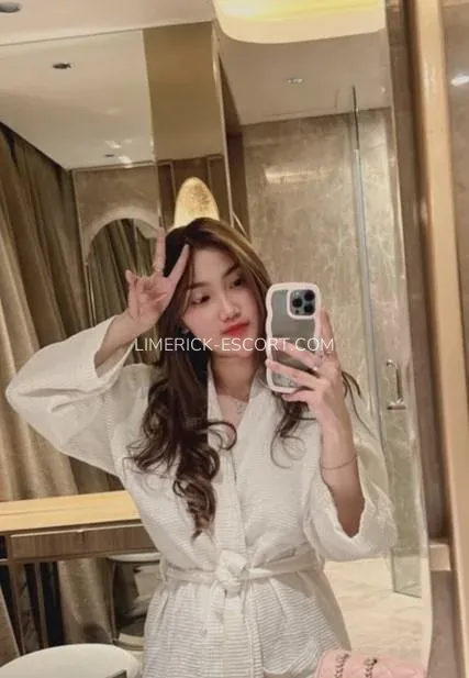 Limerick escorts Matilda — 8